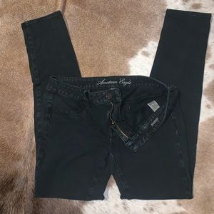 Black American eagle stretch skinny jegging